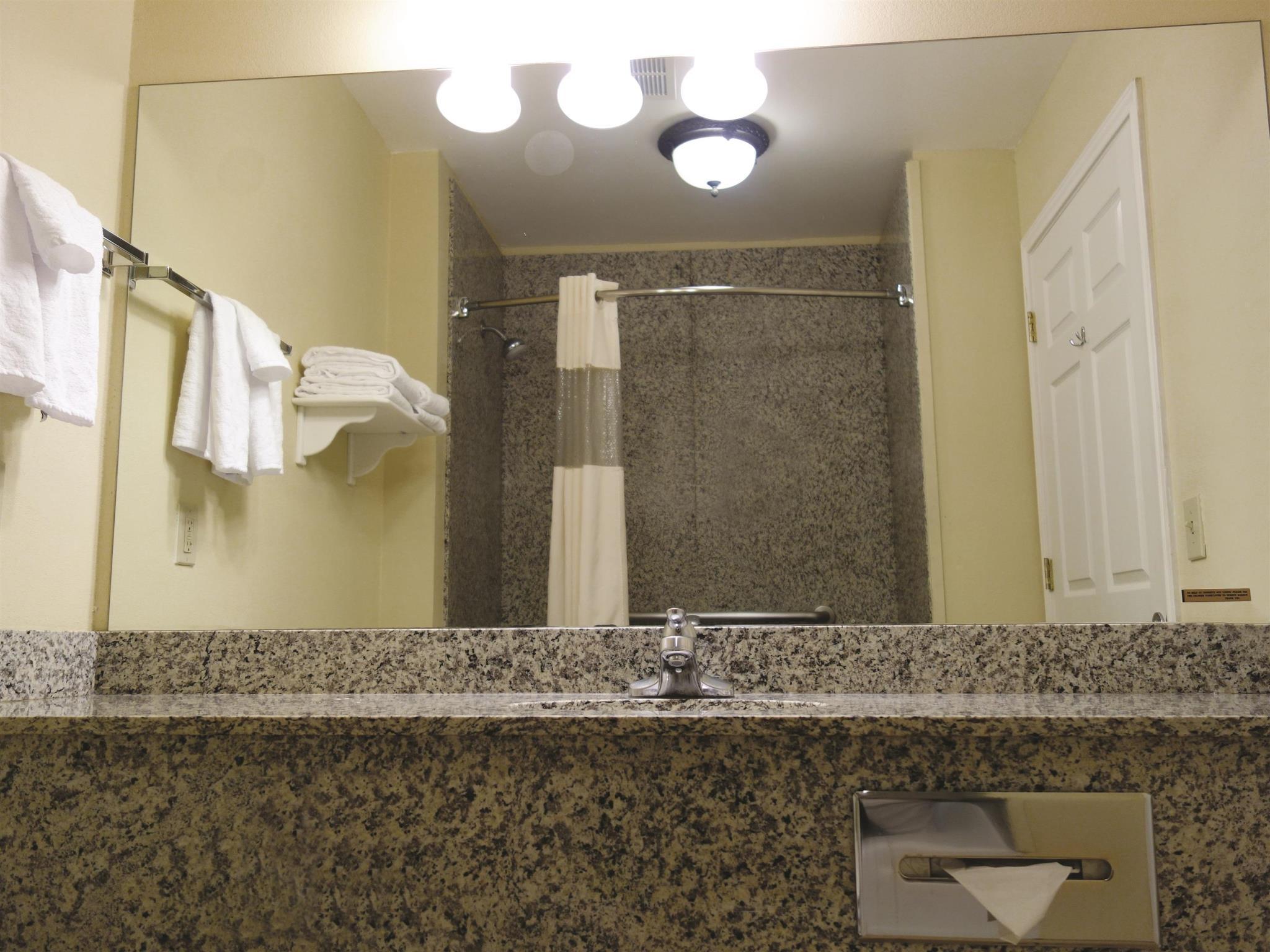 La Quinta By Wyndham Fredericksburg Otel Dış mekan fotoğraf