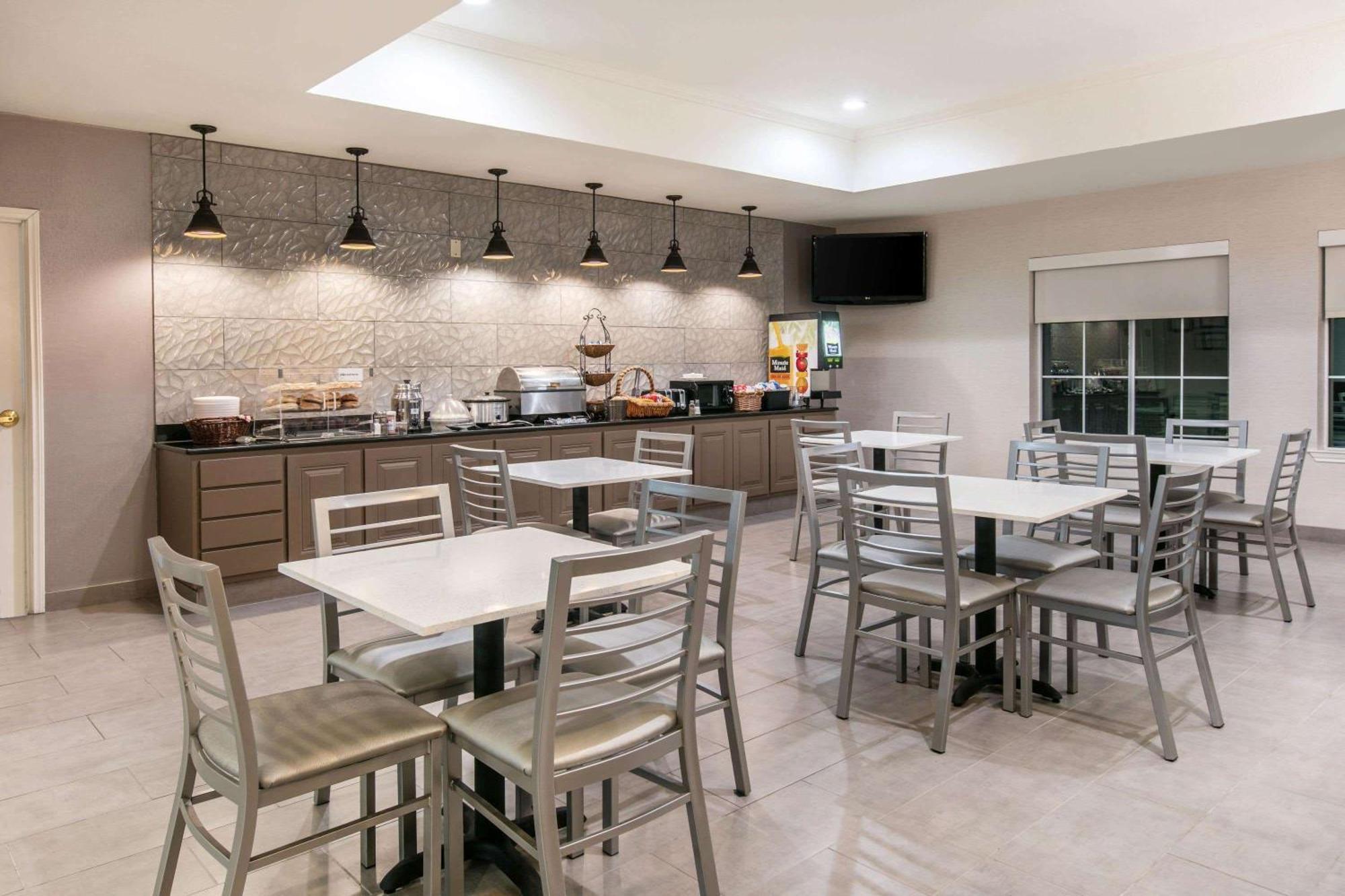 La Quinta By Wyndham Fredericksburg Otel Dış mekan fotoğraf