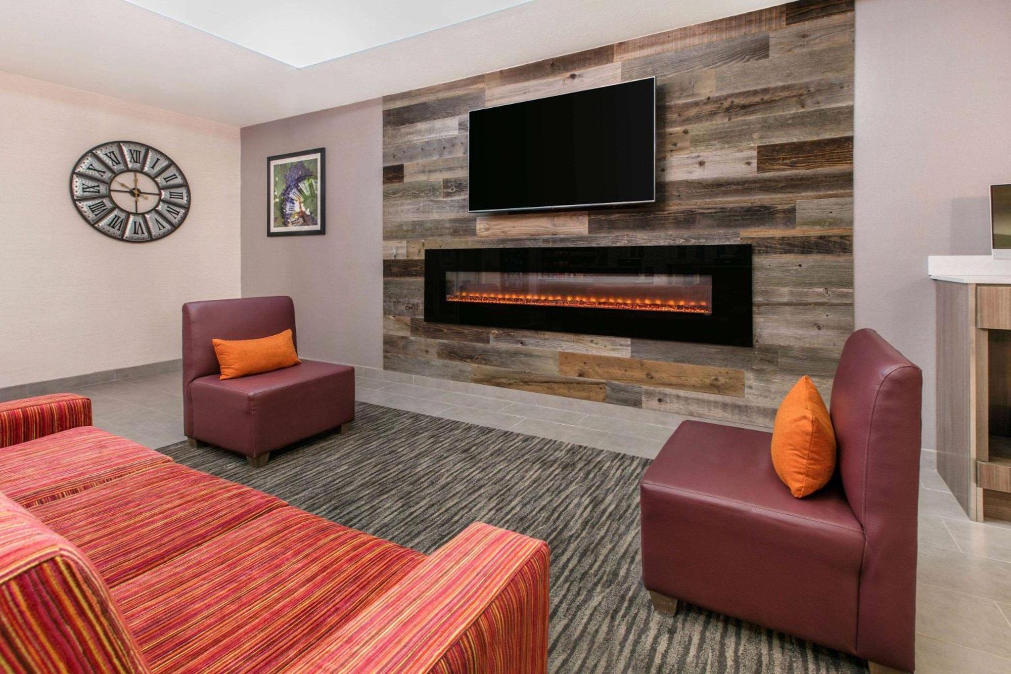 La Quinta By Wyndham Fredericksburg Otel Dış mekan fotoğraf